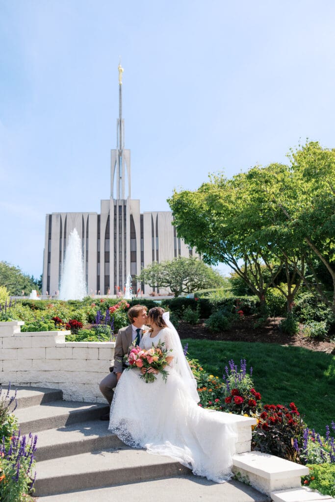Seattle LDS Temple Wedding Photographer