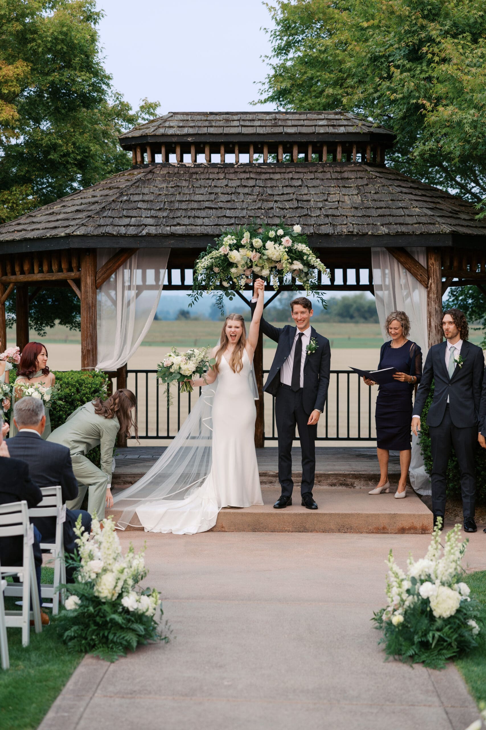 Wedding at Snohomish Wedding Venue Hidden Meadows